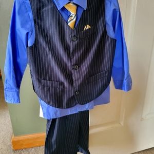 Size 4t 3 piece black and blue pinstripe suit. Clip on tie and pocket square